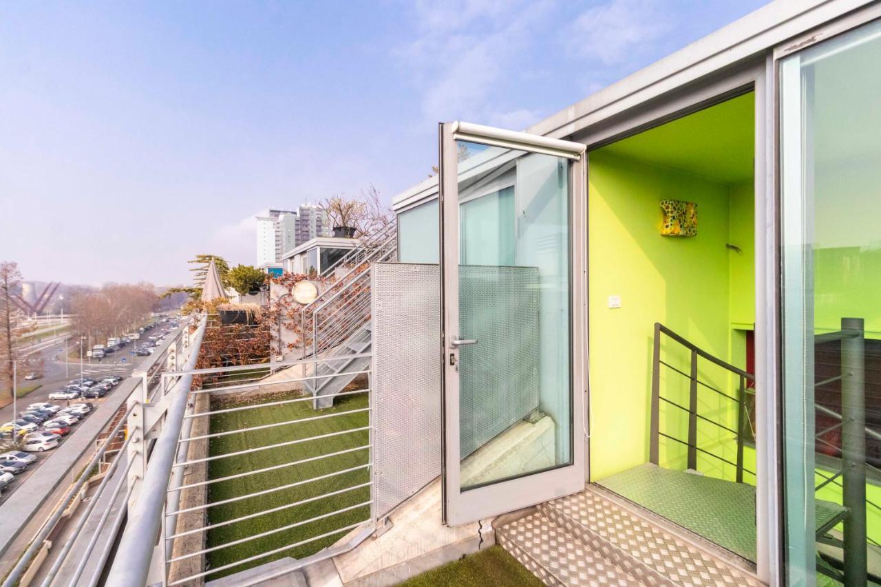 Dora Riverside Modern Apartment With Private Parking Турин Экстерьер фото